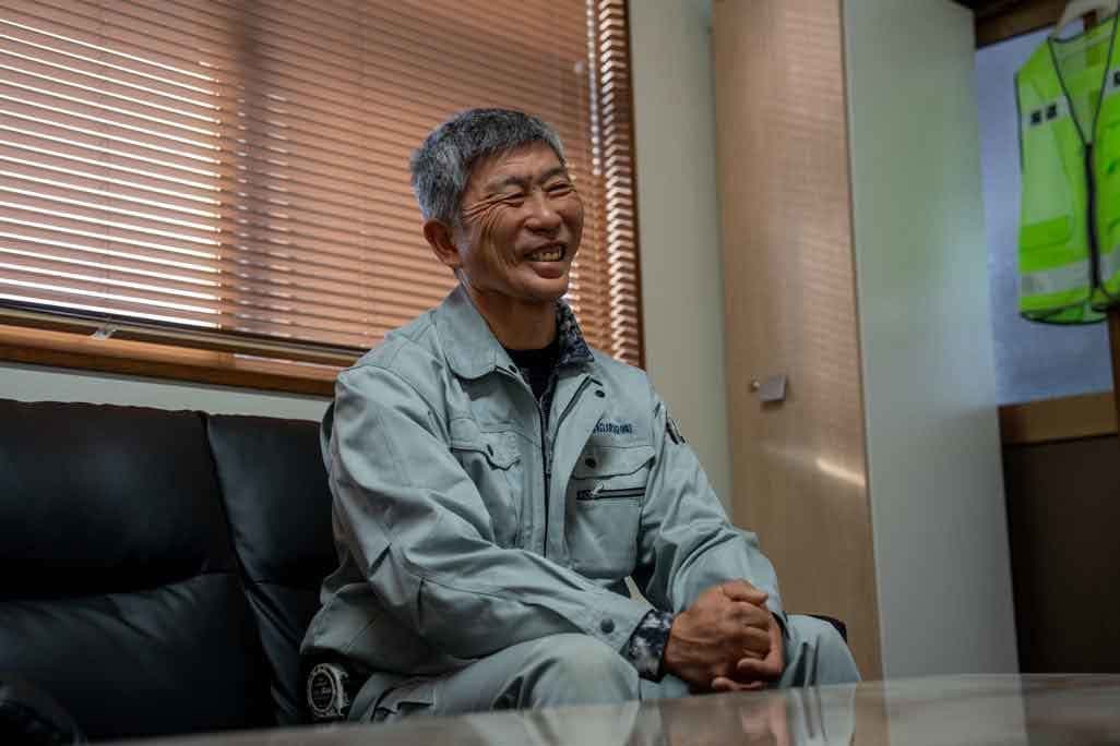 チームリーダーとして、造船ドックの補修やクレーンの走行レールの新設・補修をはじめ、大型建屋の定盤の製作・設置など多様な工事を担当